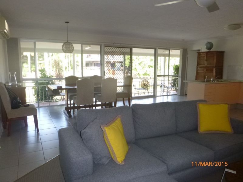 8 Key West, Broadbeach Waters QLD 4218