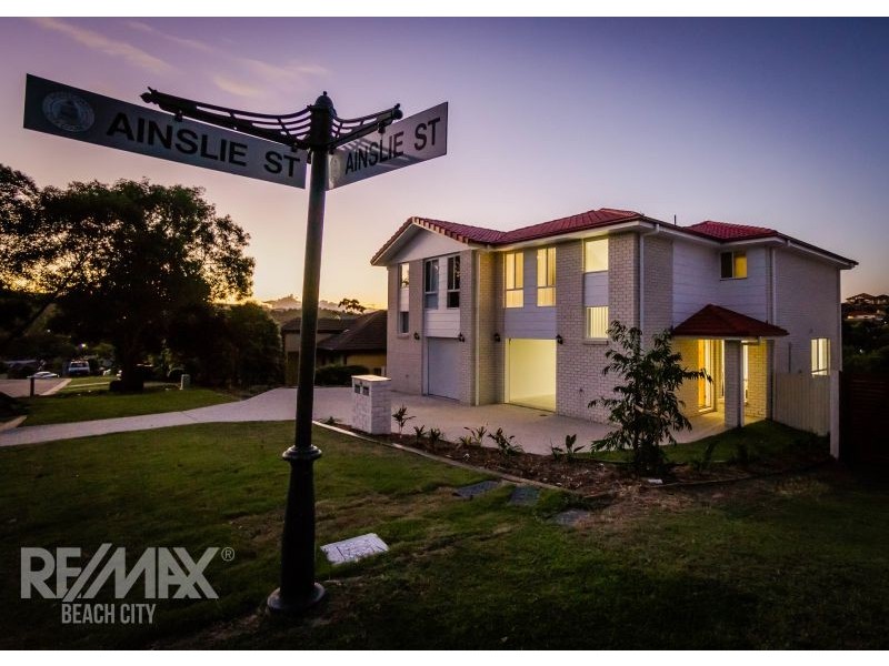 11 Ainslie Street, Pacific Pines QLD 4211