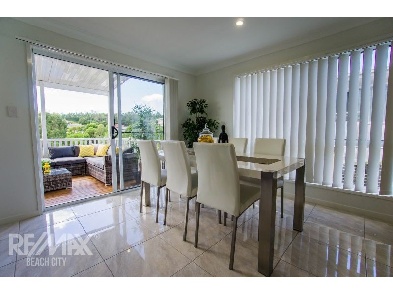 11 Ainslie Street, Pacific Pines QLD 4211