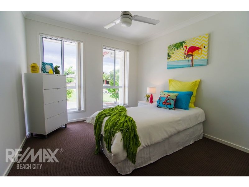 11 Ainslie Street, Pacific Pines QLD 4211