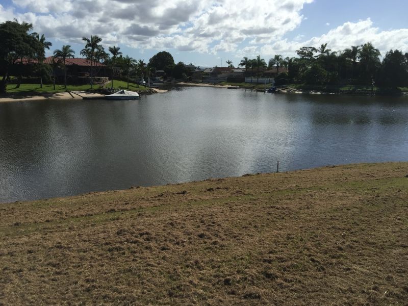 2 Cypress Drive, Broadbeach Waters QLD 4218