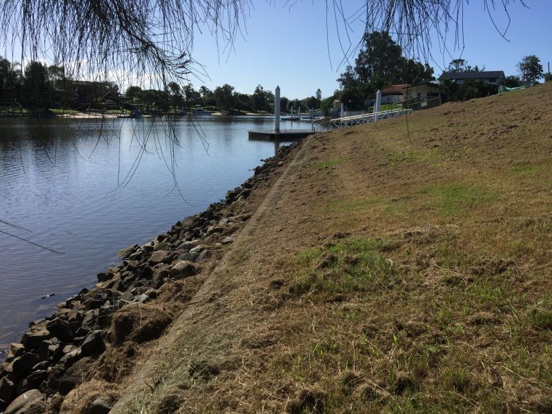 2 Cypress Drive, Broadbeach Waters QLD 4218