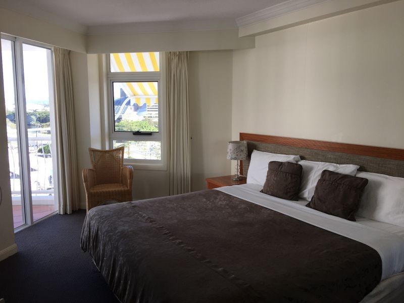 2802/24 Queensland Avenue (The Phoenician North), Broadbeach QLD 4218