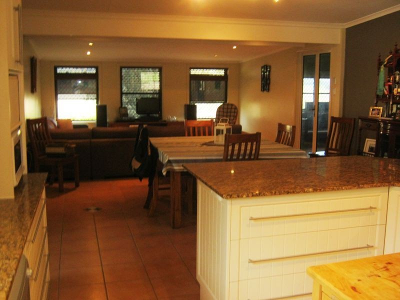 4 Brown Springs Road, Mulgowie QLD 4341