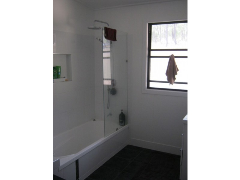 4 Brown Springs Road, Mulgowie QLD 4341