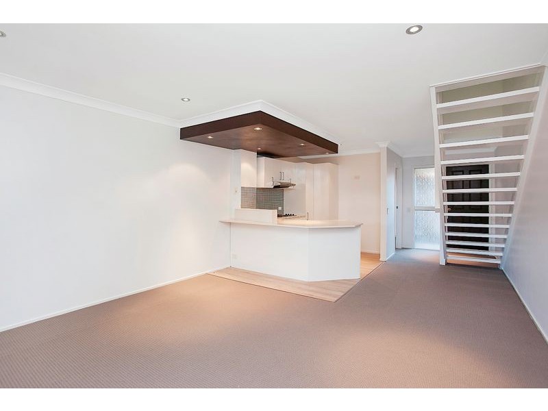 15/5 Galeen Drive, Burleigh Waters QLD 4220