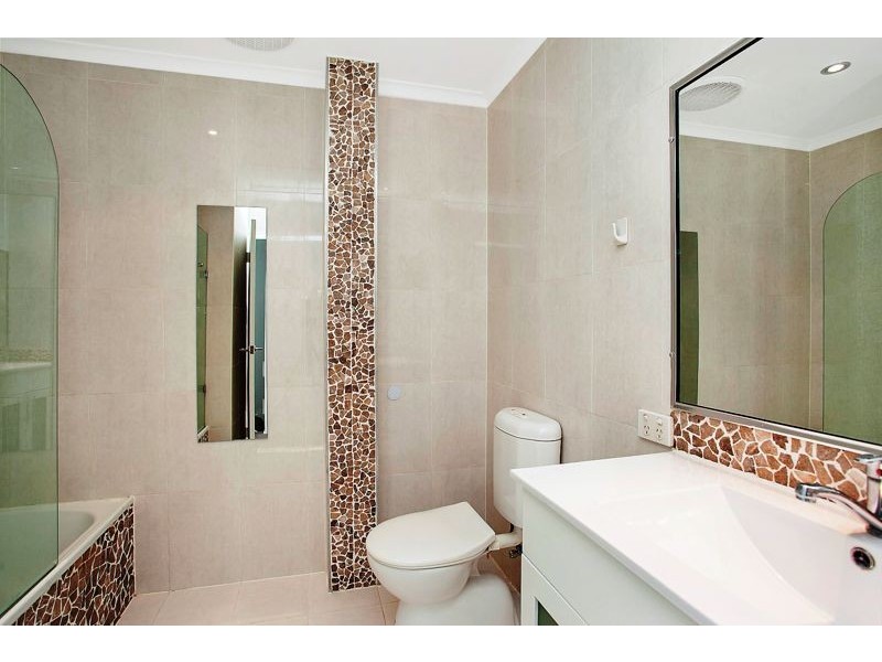 15/5 Galeen Drive, Burleigh Waters QLD 4220