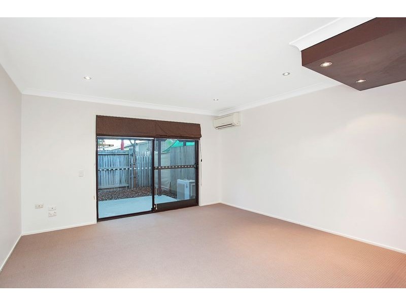15/5 Galeen Drive, Burleigh Waters QLD 4220