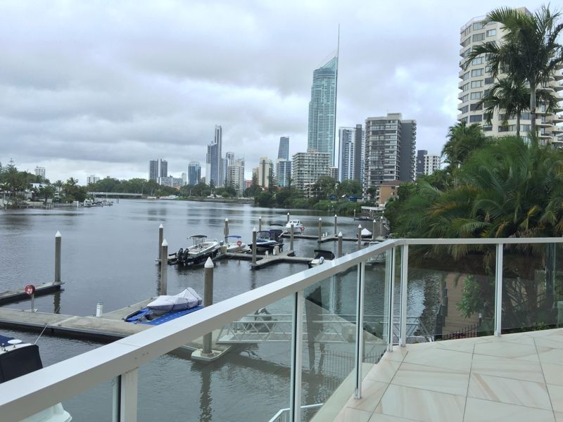 RENT 2890 Gold Coast Highway, Surfers Paradise QLD 4217