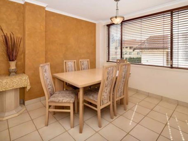 7/31 Brittannia Ave, Broadbeach QLD 4218