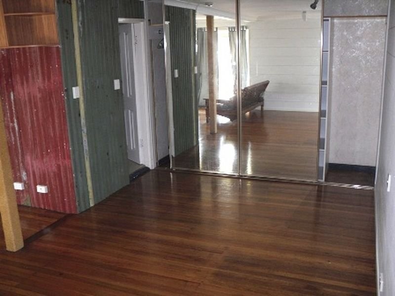 Burleigh Heads QLD 4220