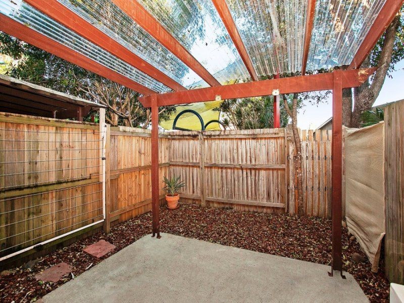 15/5 Galeen Drive, Burleigh Waters QLD 4220