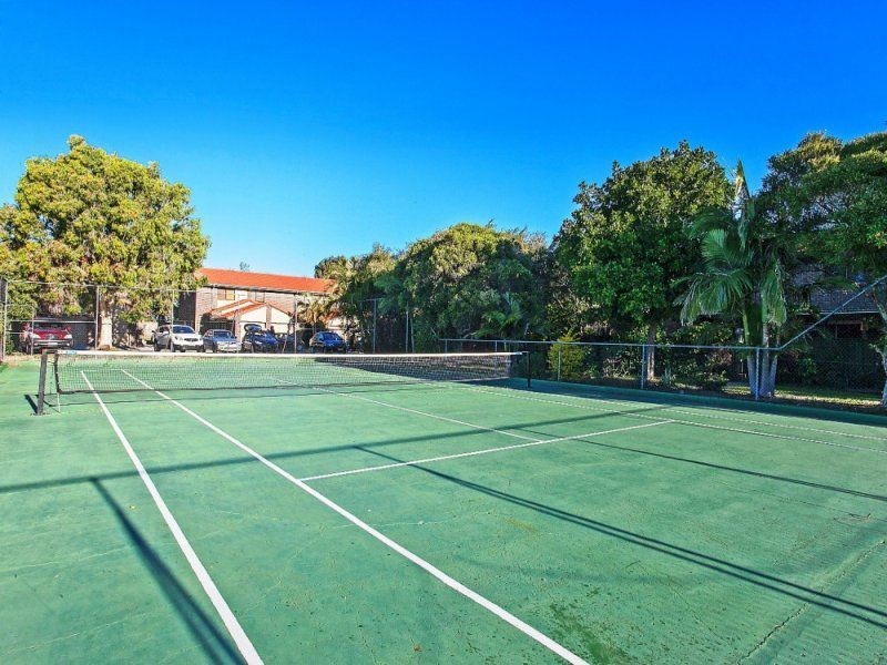 15/5 Galeen Drive, Burleigh Waters QLD 4220