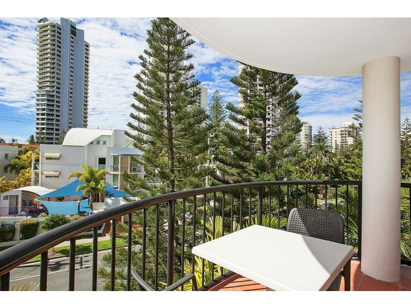 304/9 Beach Parade, Surfers Paradise QLD 4217