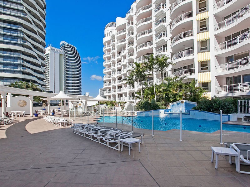 1712/90 Surf Parade (The Phoenician East Tower), Broadbeach QLD 4218