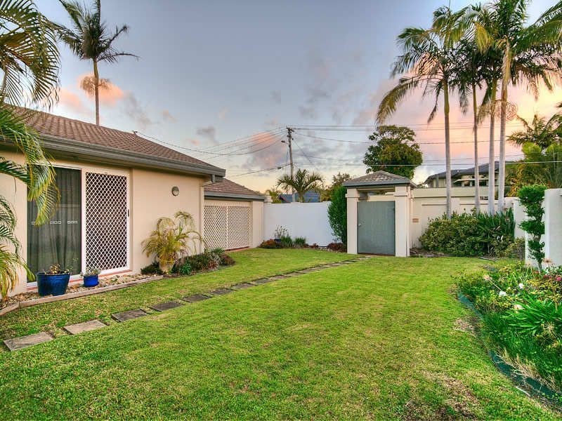 51 Rapallo Avenue, Isle Of Capri QLD 4217