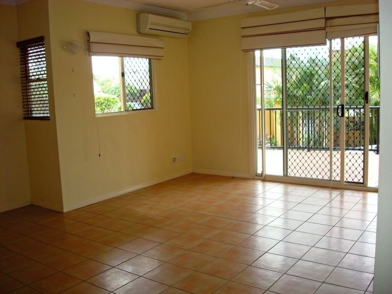 2/37 Sunbrite, Mermaid Beach QLD 4218