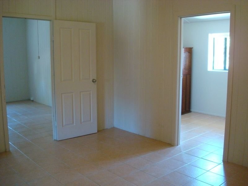 Unit 1/9 Clayton Street, Labrador QLD 4215