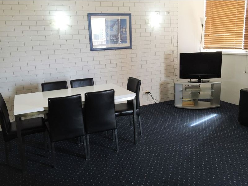 609/40 Surf Parade (Travel Inn), Broadbeach QLD 4218