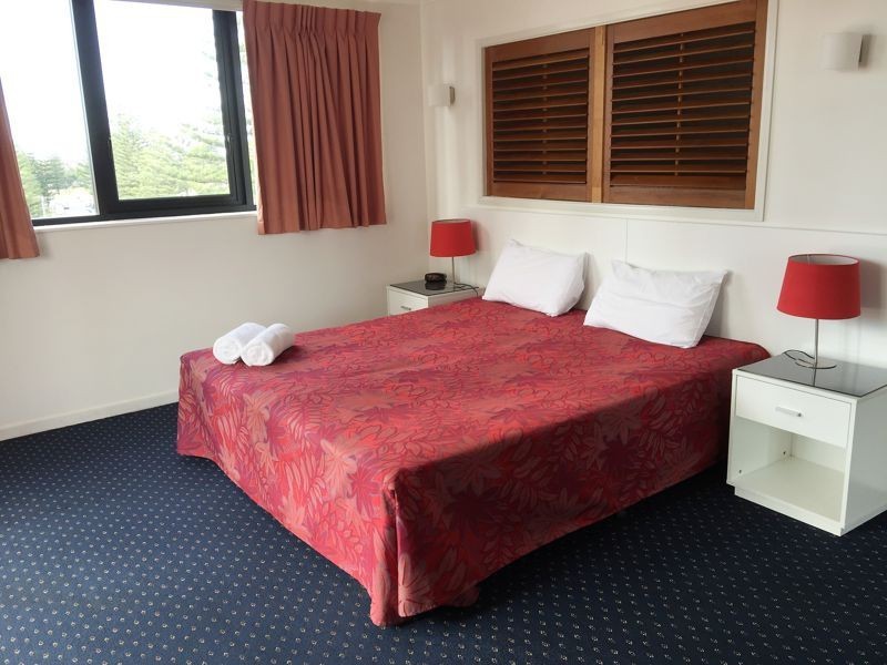 609/40 Surf Parade (Travel Inn), Broadbeach QLD 4218
