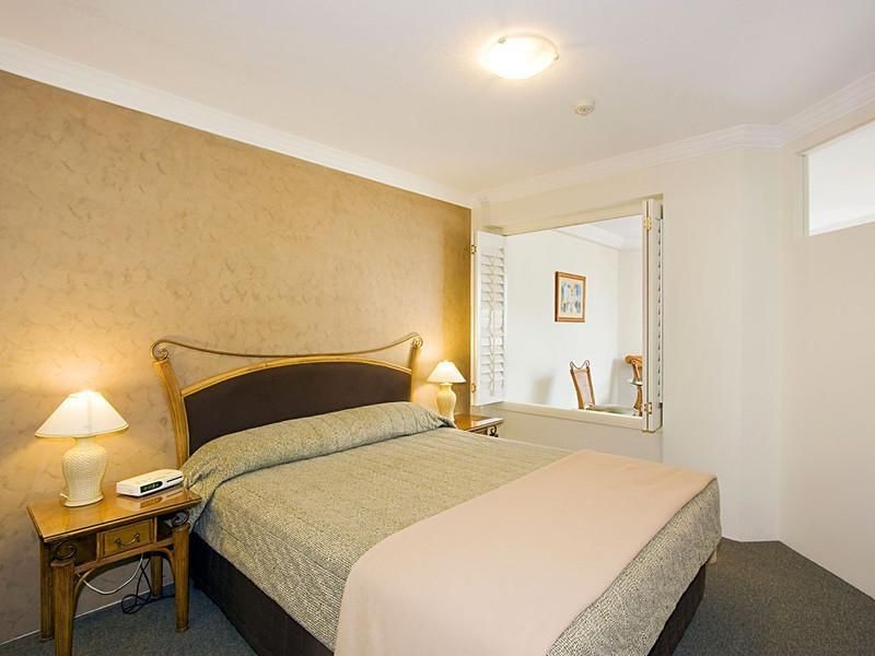 313/9 Beach Parade, Surfers Paradise QLD 4217