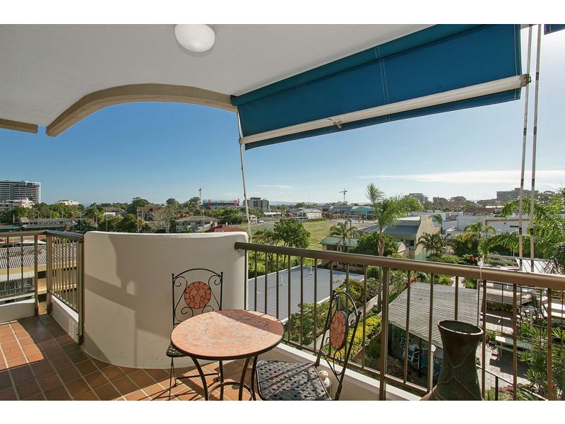 5C/10 Marine Parade, Southport QLD 4215
