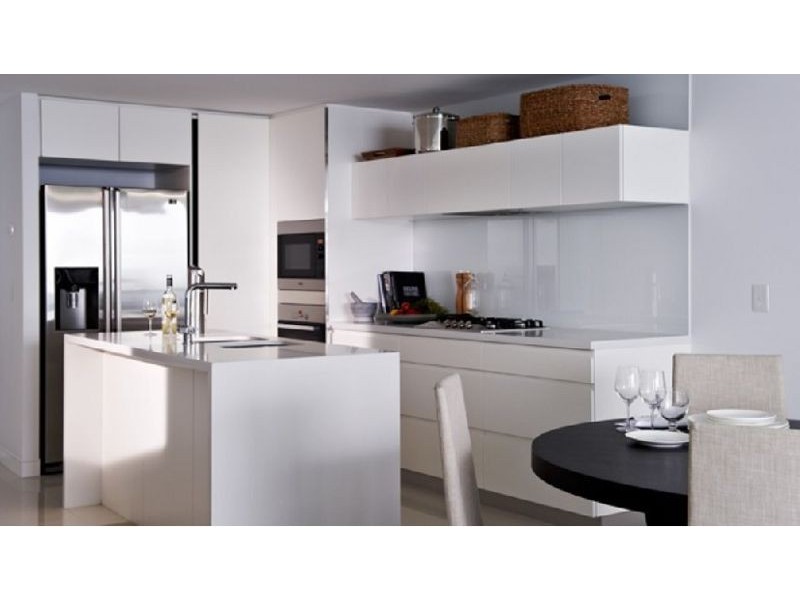 2 Oracle Boulevard ‘The Oracle’, Broadbeach QLD 4218