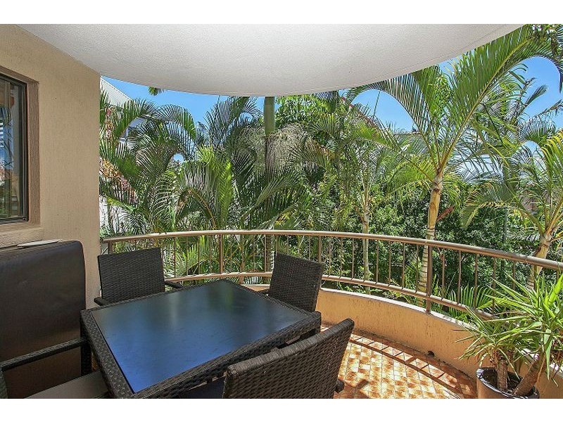 5/21 Chairlift Avenue, Nobby Beach QLD 4218