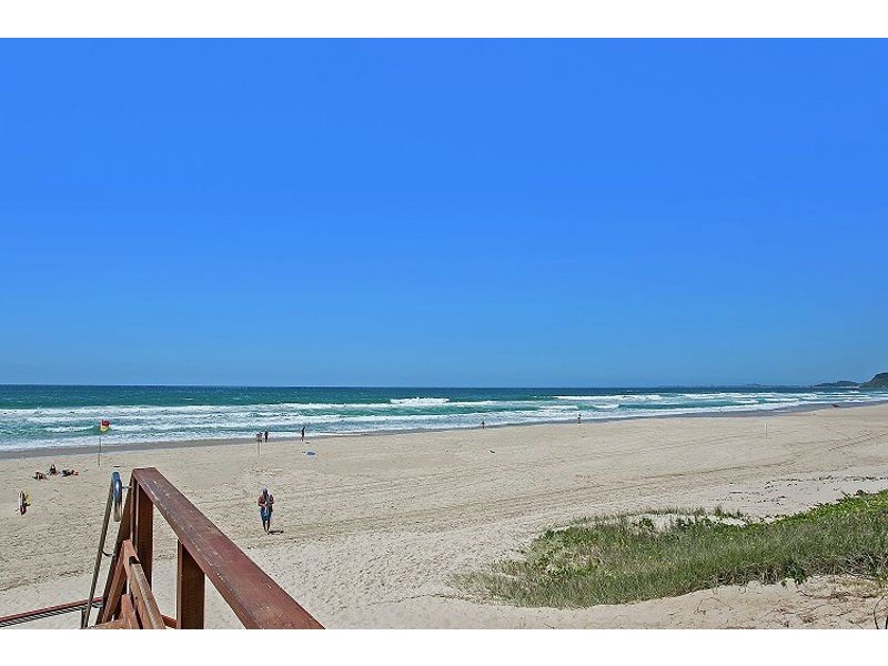 5/21 Chairlift Avenue, Nobby Beach QLD 4218