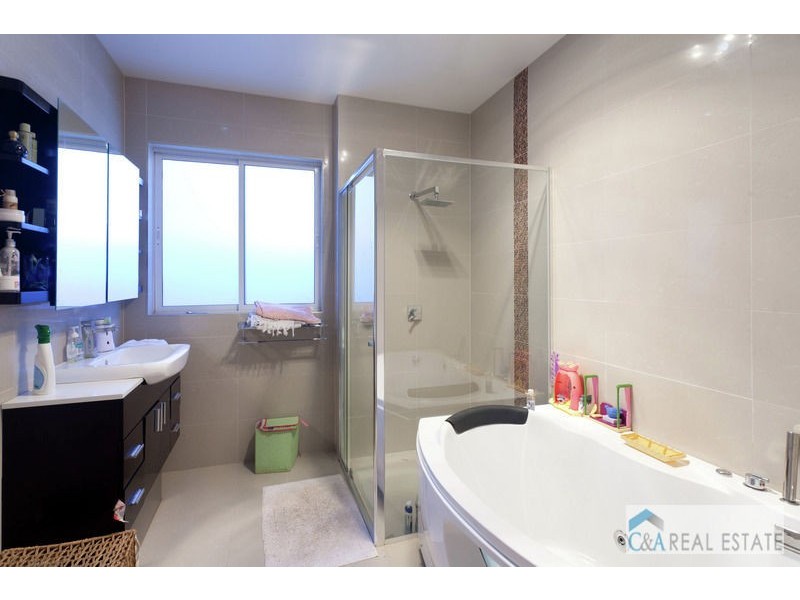 4/23 Andromeda Parade, Robina QLD 4226