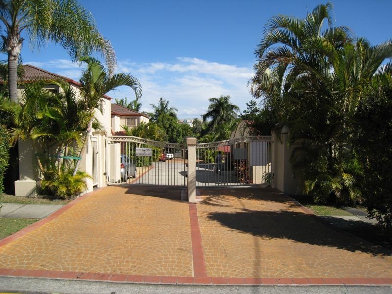 10/96 Polman Street, Southport QLD 4215