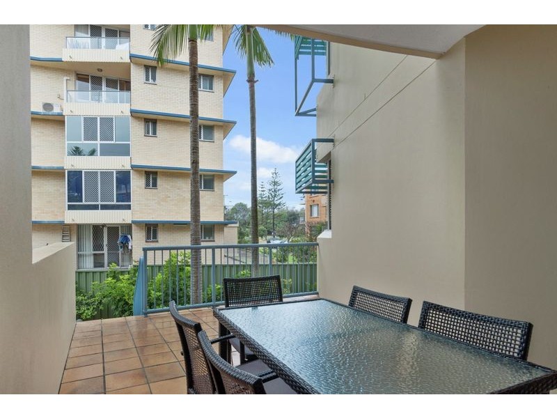18/10 Alexandra Avenue, Mermaid Beach QLD 4218