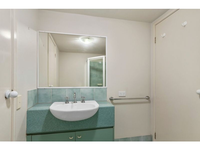 18/10 Alexandra Avenue, Mermaid Beach QLD 4218