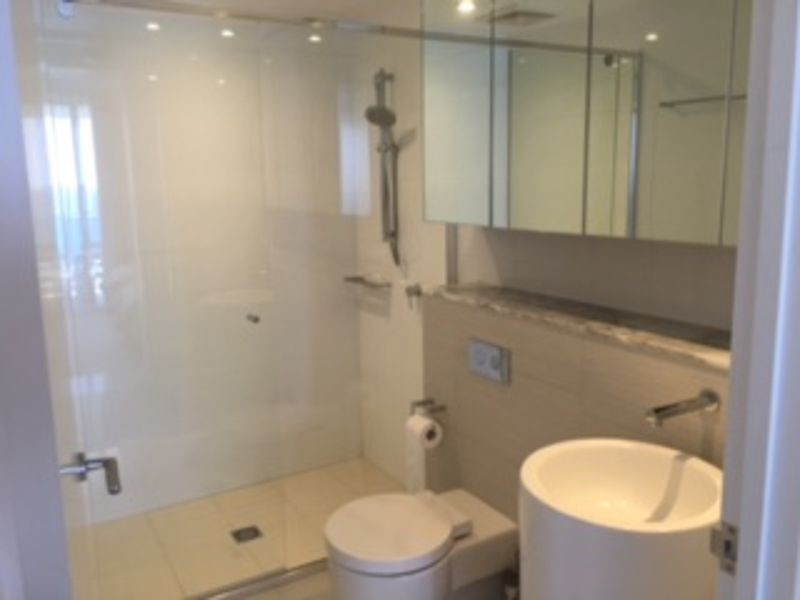 21 Elizabeth Ave, Broadbeach QLD 4218