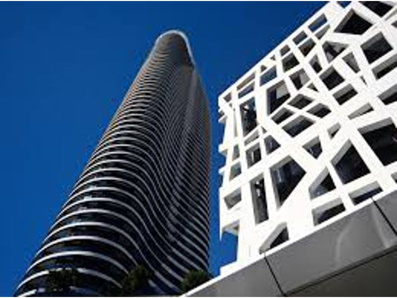 21 Elizabeth Ave, Broadbeach QLD 4218