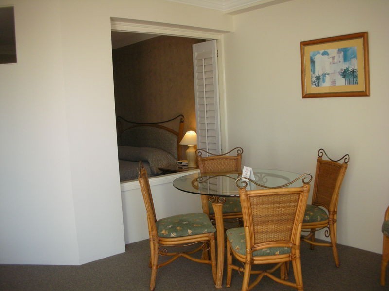 710/9 BEACH PARADE, Surfers Paradise QLD 4217