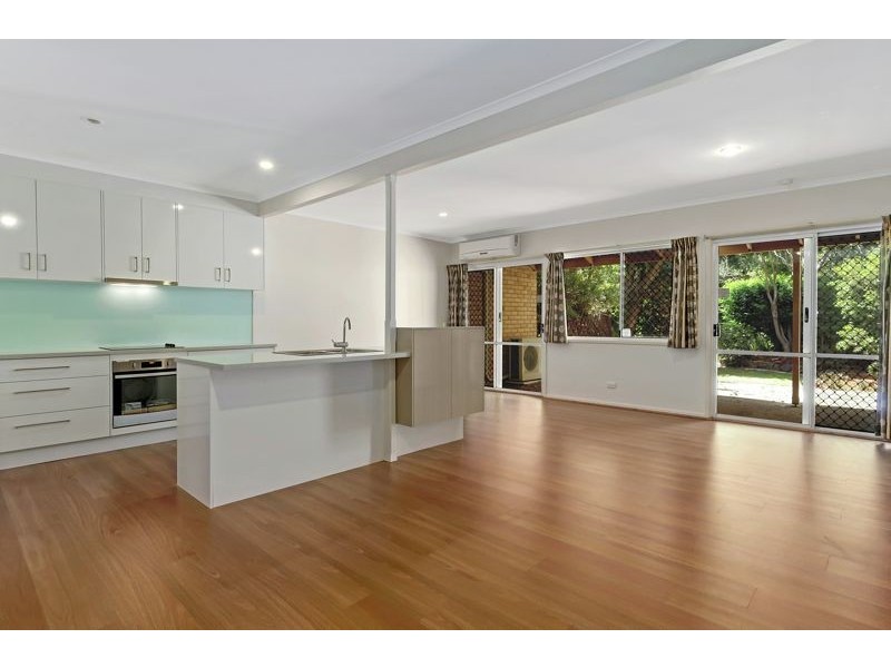 4/7 Wildwood Court, Bundall QLD 4217