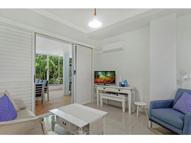 105/9 BEACH PARADE, Surfers Paradise QLD 4217