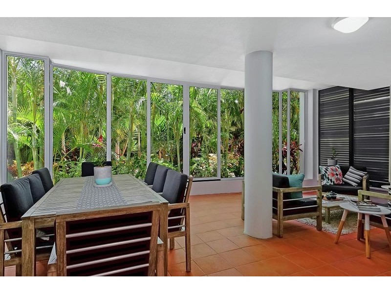 105/9 BEACH PARADE, Surfers Paradise QLD 4217