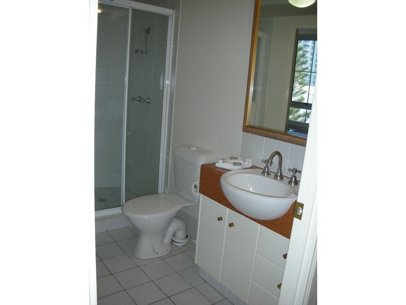 404/9 BEACH PARADE, Surfers Paradise QLD 4217