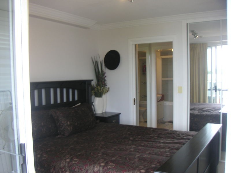 501/9 BEACH PARADE, Surfers Paradise QLD 4217