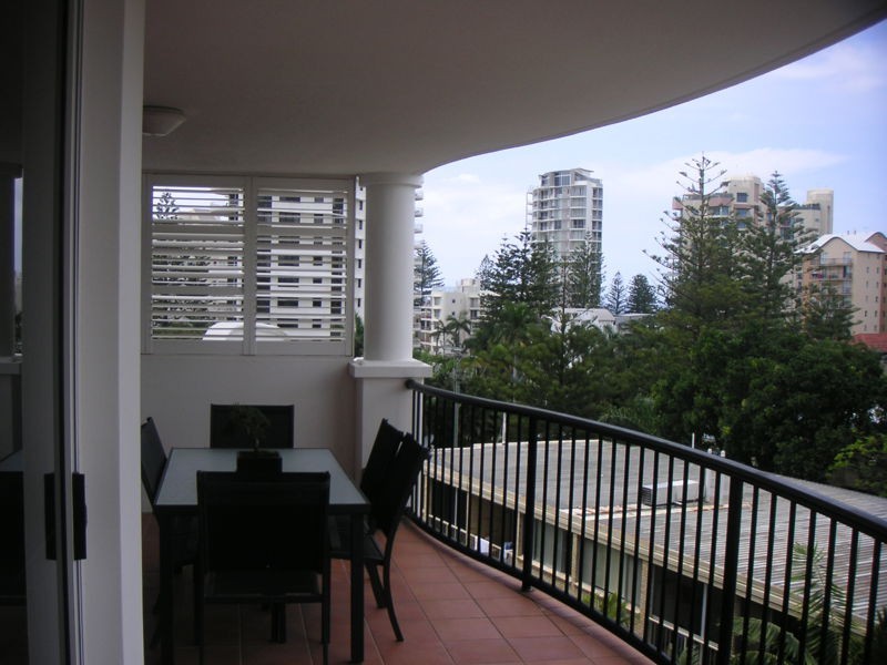 501/9 BEACH PARADE, Surfers Paradise QLD 4217