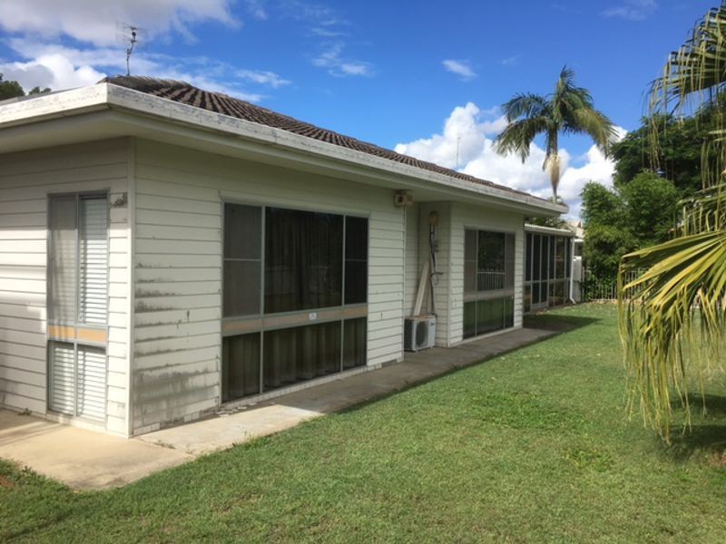 45 Fairway Drive, Clear Island Waters QLD 4226