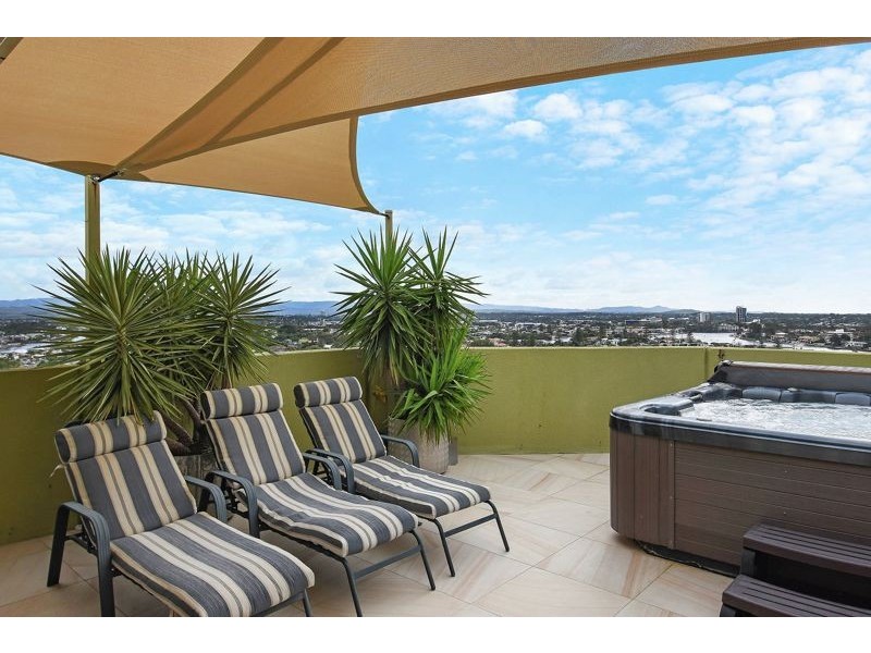 63/2890 Gold Coast Highway, Surfers Paradise QLD 4217