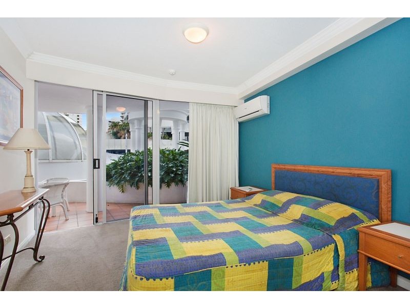 1107/24 Queensland Avenue, Broadbeach QLD 4218