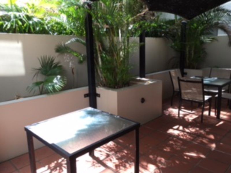 10 Albert Avenue, Broadbeach QLD 4218