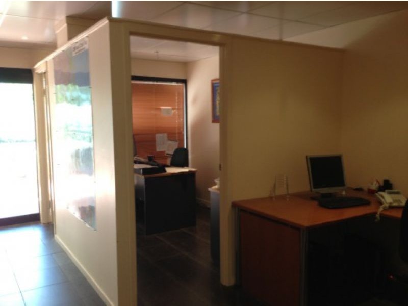 2/10 Albert Avenue, Broadbeach QLD 4218