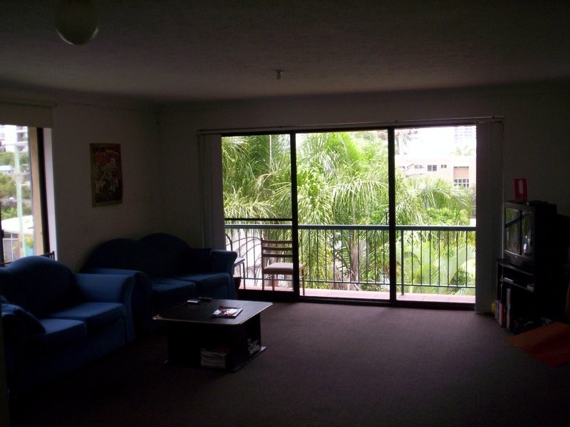 7/14 First Avenue, Broadbeach QLD 4218