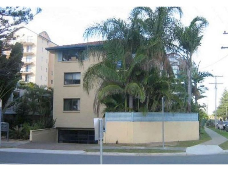 7/14 First Avenue, Broadbeach QLD 4218
