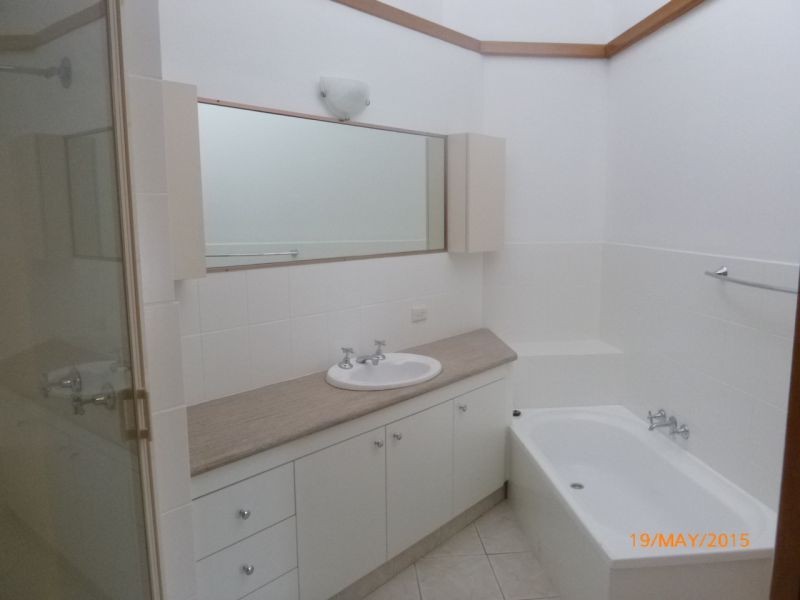 Broadbeach Waters QLD 4218